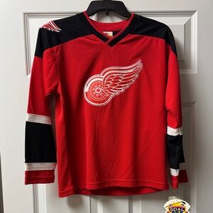 NHL Redwings #30 Osgood Hockey Jersey - Youth Size M (10-12) - NWT